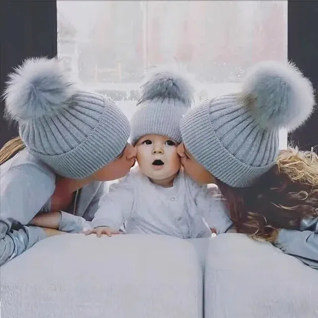 Fur Pom-Pom Beanie 3
