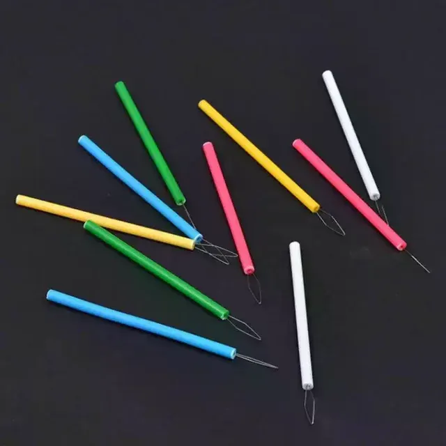 Multicolor Plastic Needle Threader 4