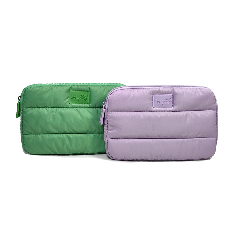 Kleine gesteppte Kosmetiktasche aus Nylon