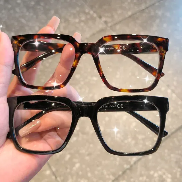 Quadratische Lesebrille 4