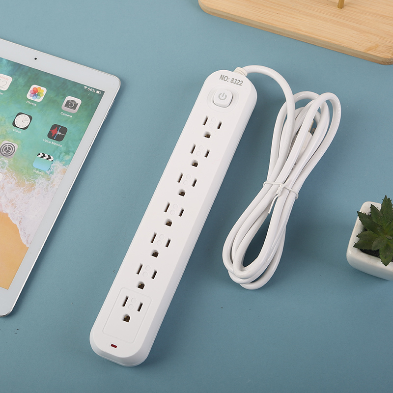 7-Outlet Power Strip with USB-C and USB 4