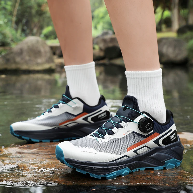 Atmungsaktive Freizeit-Sneaker für Herren Luxus-Trainer Modische Slipper Laufschuhe 3