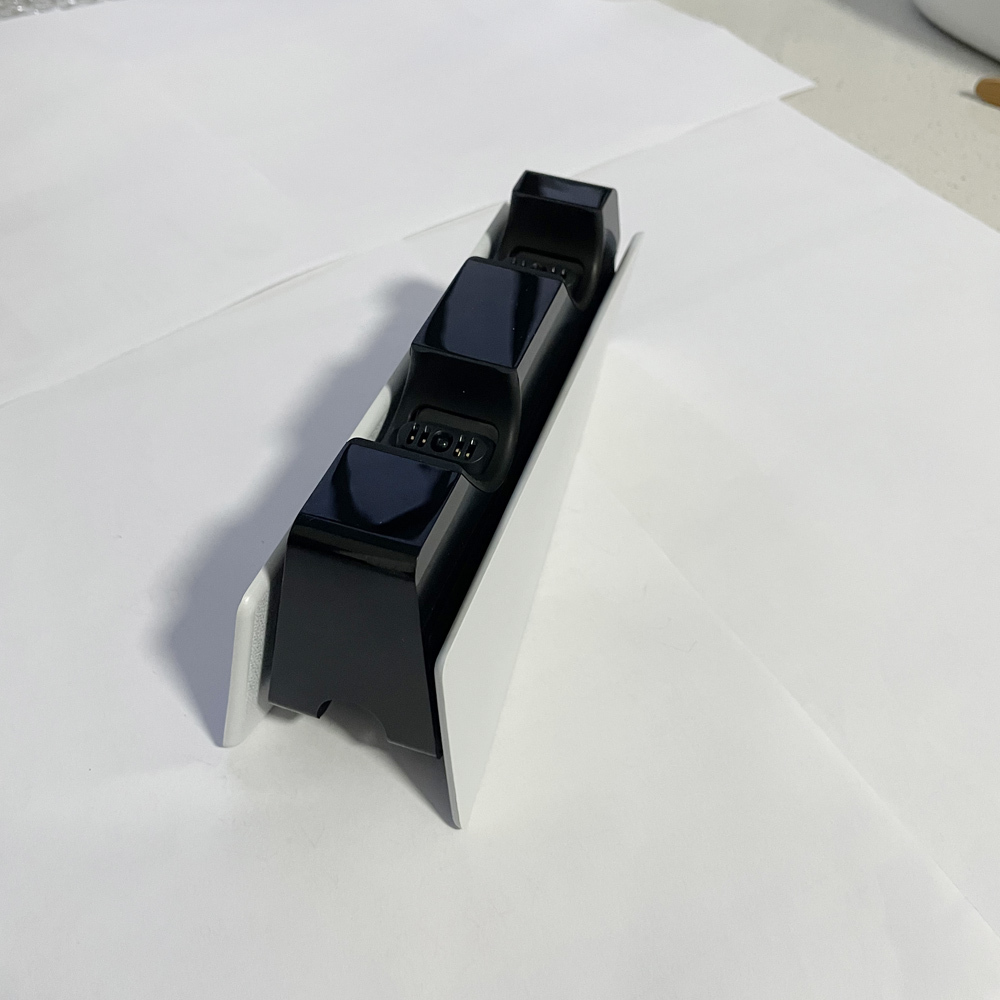 Schnellladestation für PS5 DualSense Controller 2
