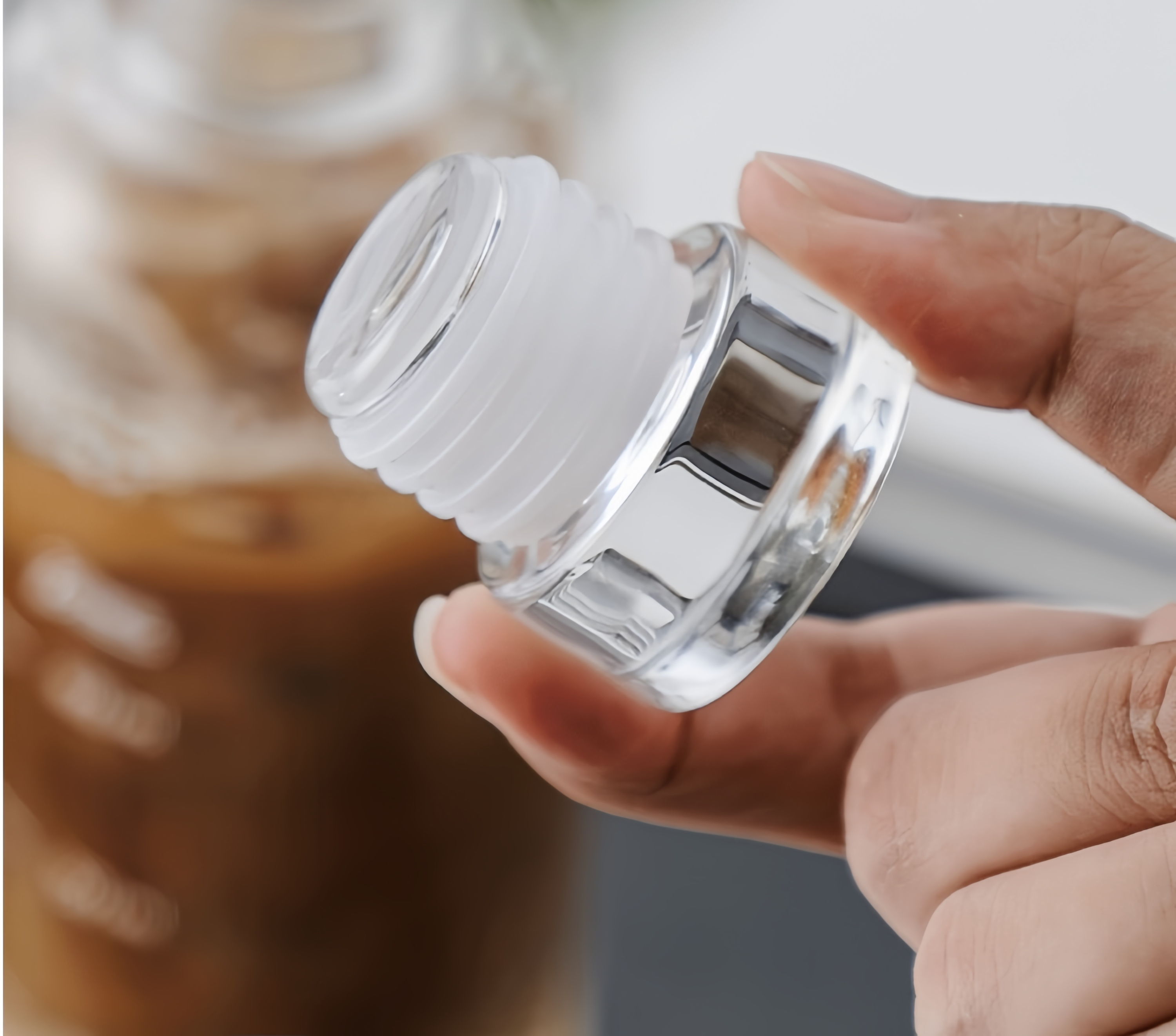 Luxury Glass Water Bottle with Time Scale 3