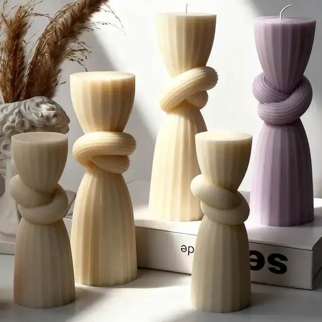 Knot Pillar Candle Mold 3