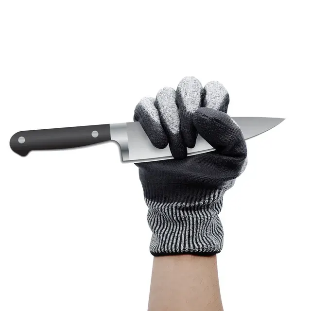 Cut-Resistant Gloves 2