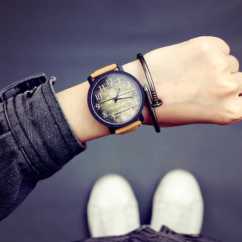 Quartz Wristwatch