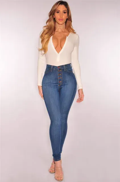 Destroyed Skinny Jeans 2