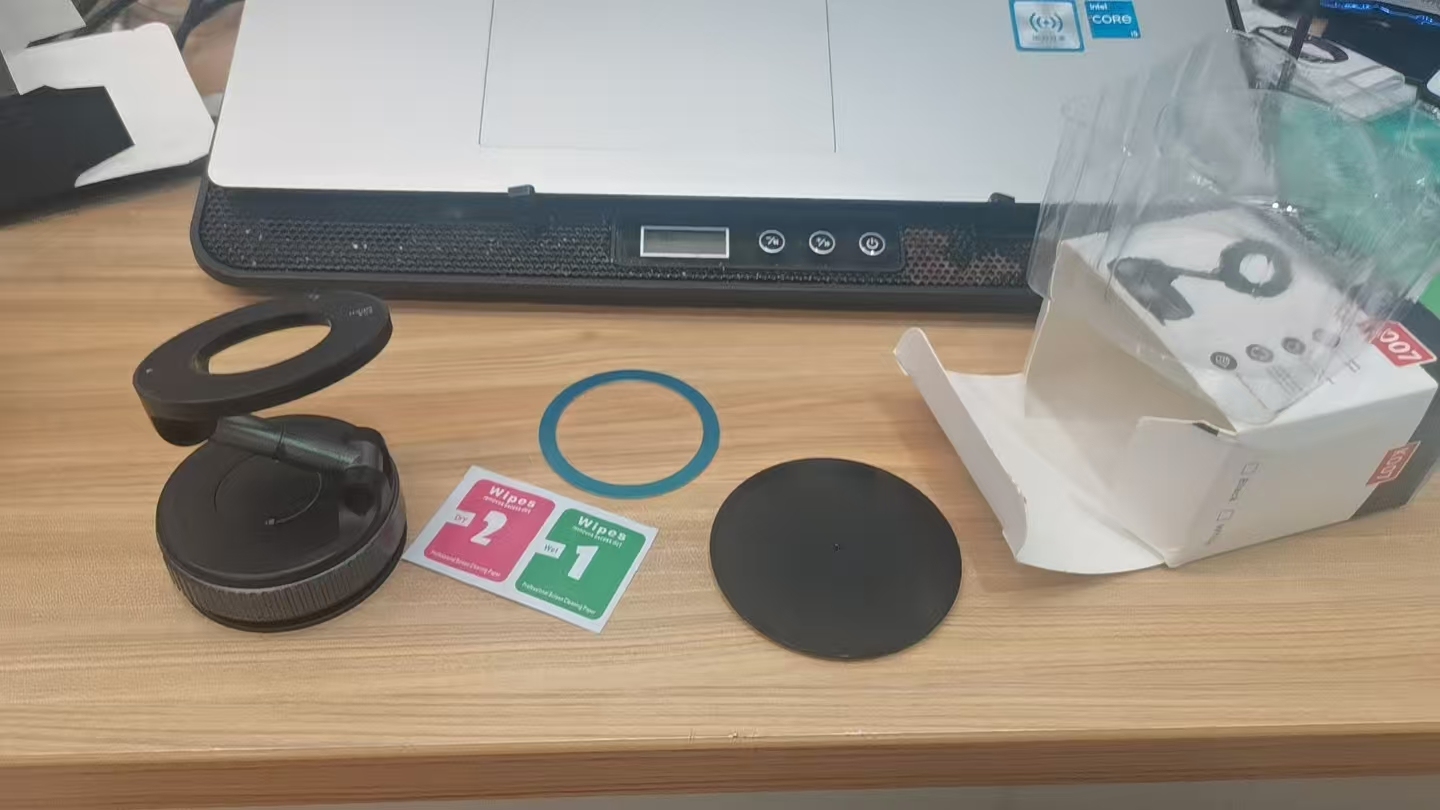 Magnetic 360° Universal Phone Holder 3