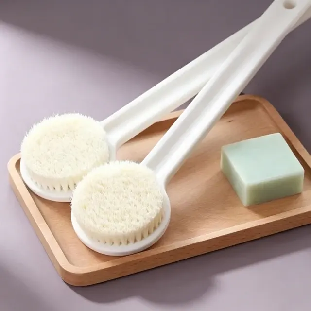 Long-Handle Bath Brush 3