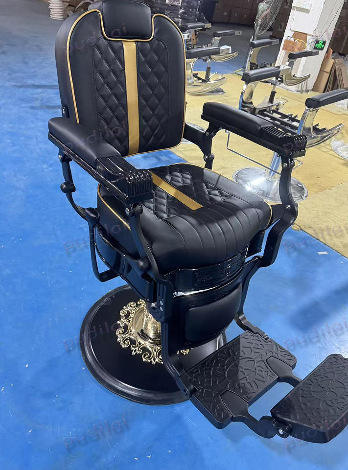 Black 360° Swivel Hydraulic Barber Chair 3
