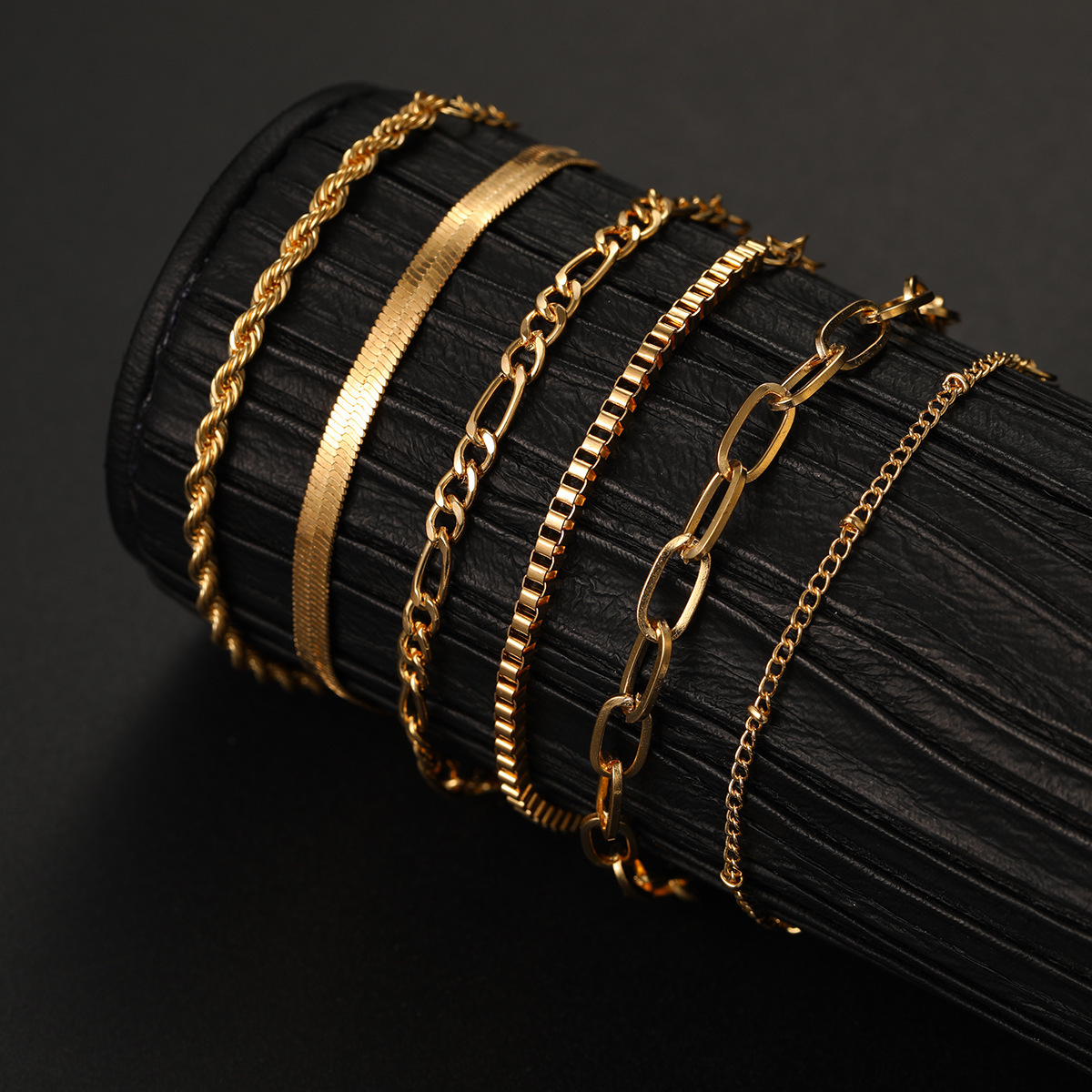 Adjustable Figaro Chain Unisex Bracelet 4