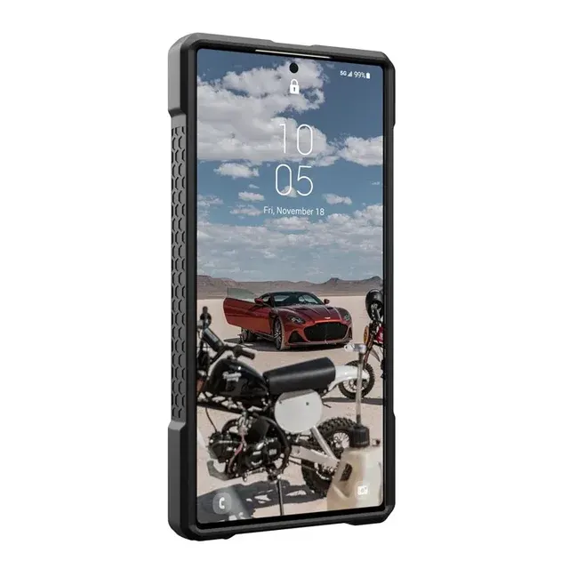 Magnetic Phone Case 4