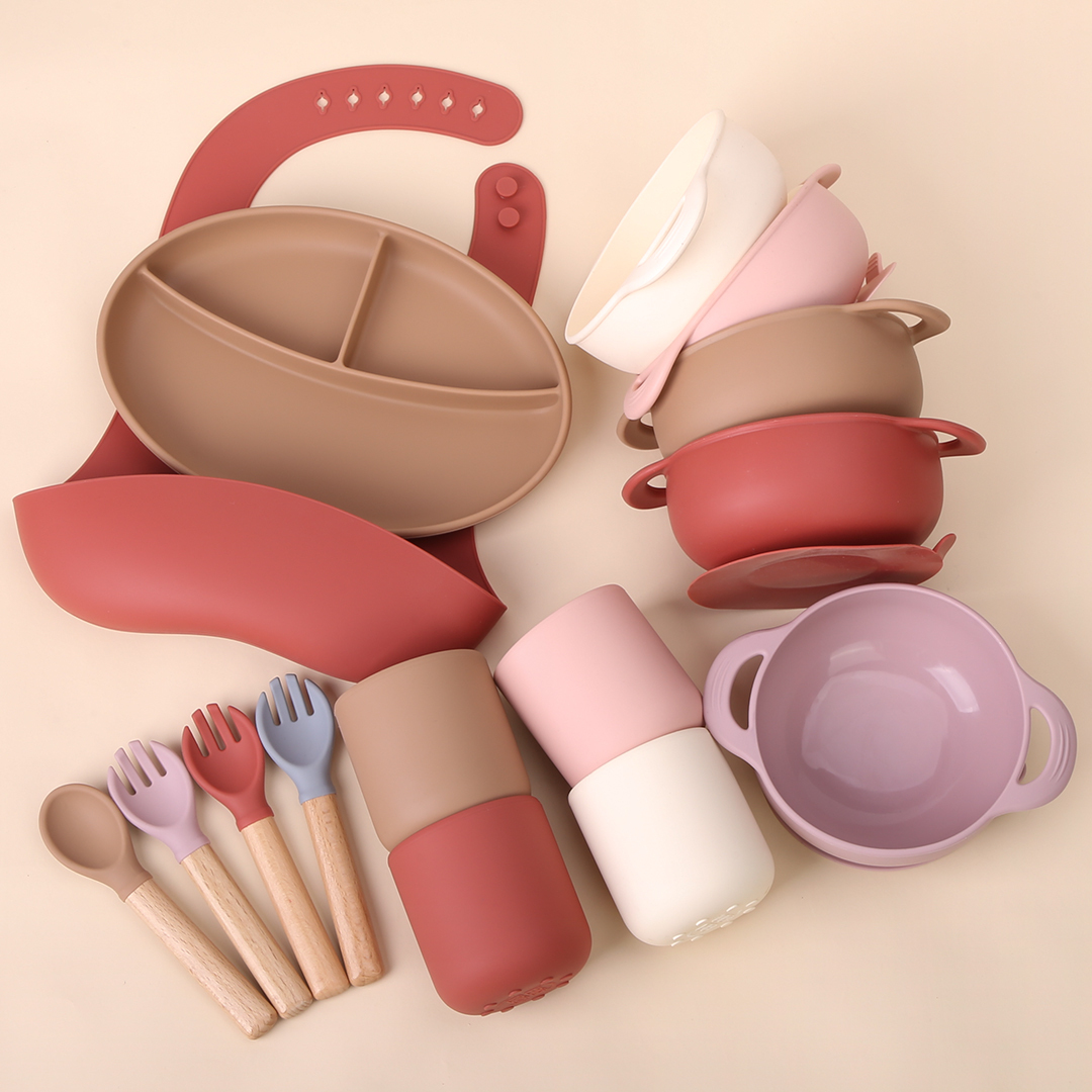 Silicone Baby Feeding Bowl with Suction 2