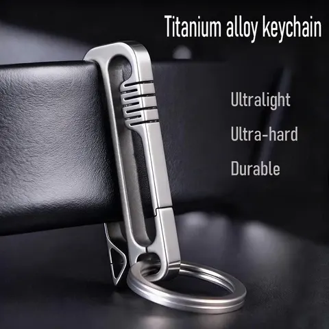 Titan-Schlüsselanhänger