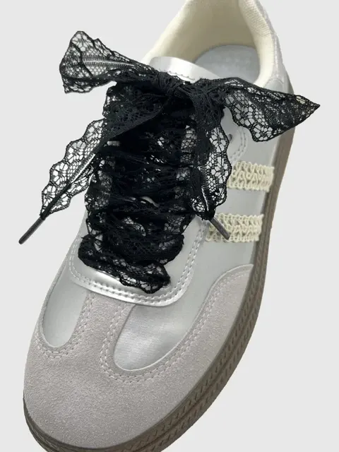 Schwarz-weiße Spitzen-Schnürsenkel für Sneaker, 1 Paar 2