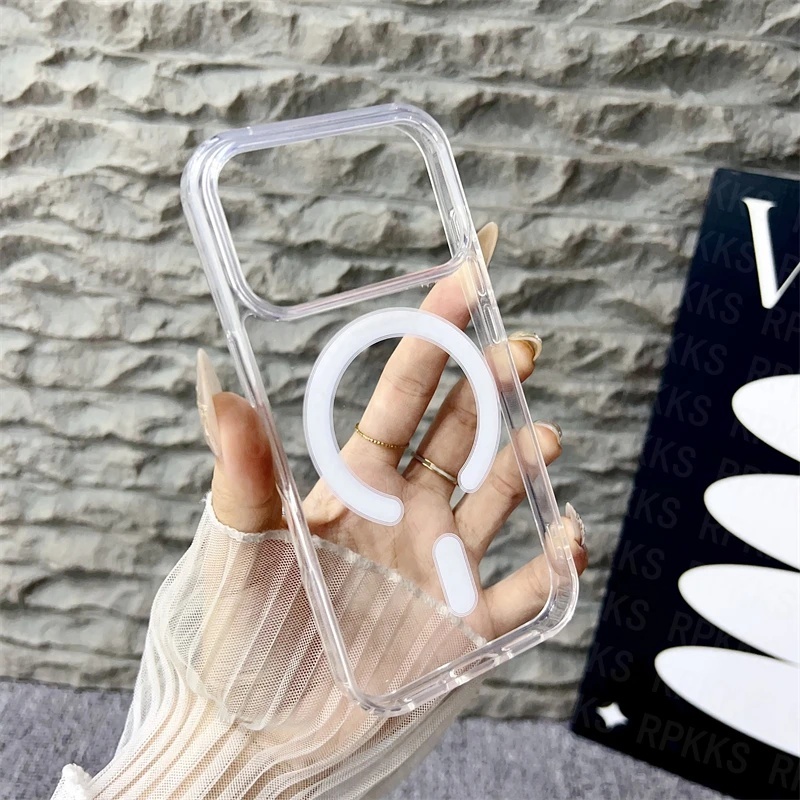 Magnetic Wireless Charge Clear Case For IPhone 17