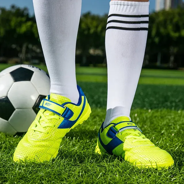 Professionelle Indoor Rasen Fußball Schuhe Kind Neue Design 2