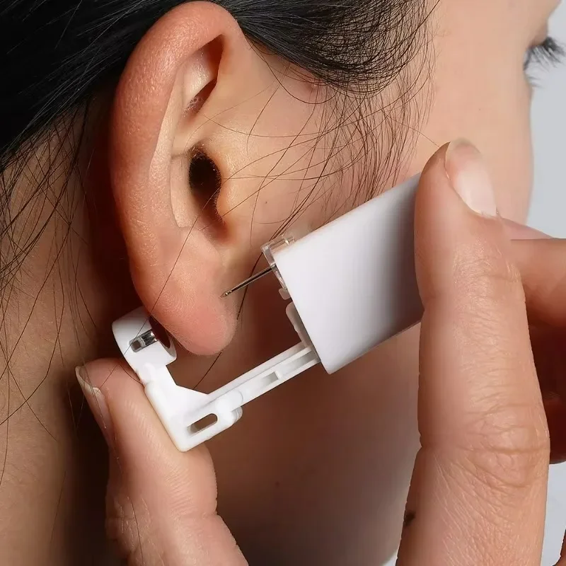 Disposable Ear Piercing Kit for Beginners 2