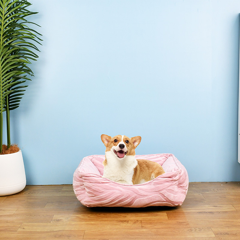 Arrival Luxury Comfortable Soft Plush Striped Square Pet