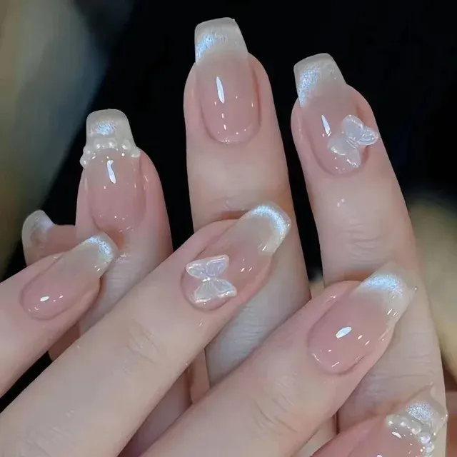 Butterfly Artificial Nails 3