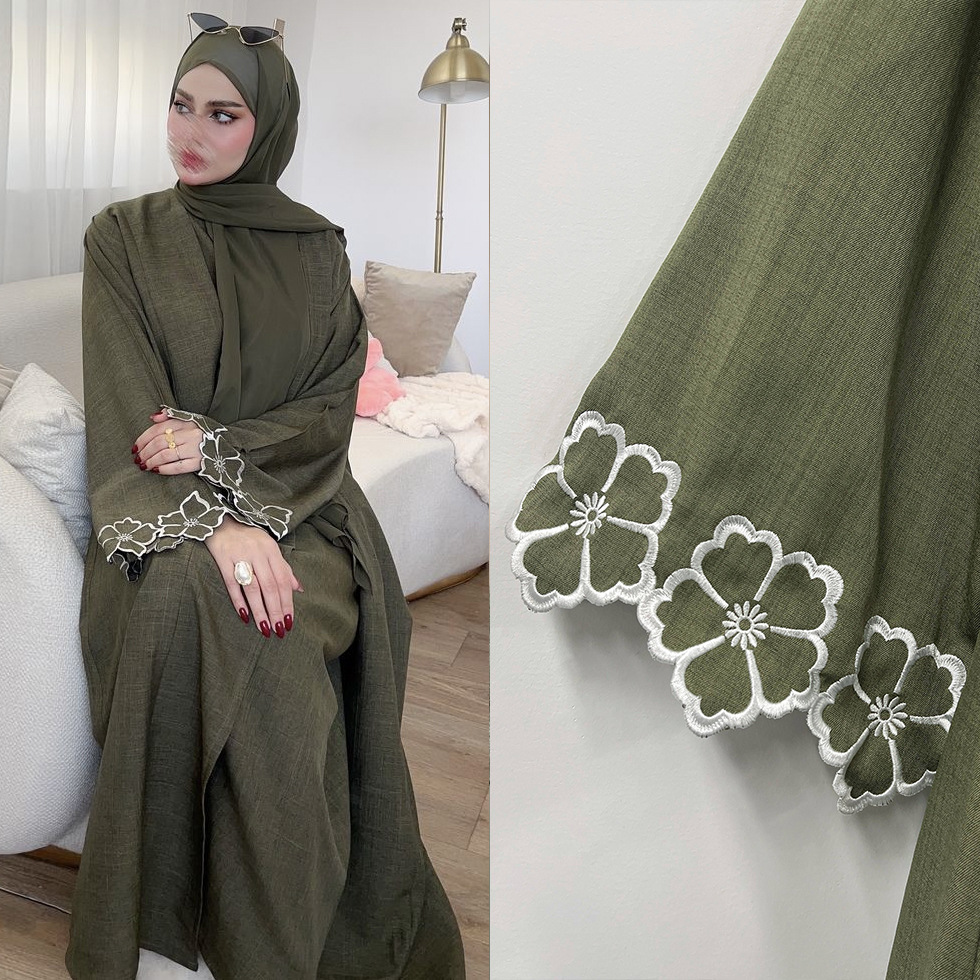 Bestickte Strickjacke