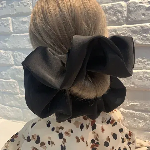 Oversize-Haar-Scrunchie