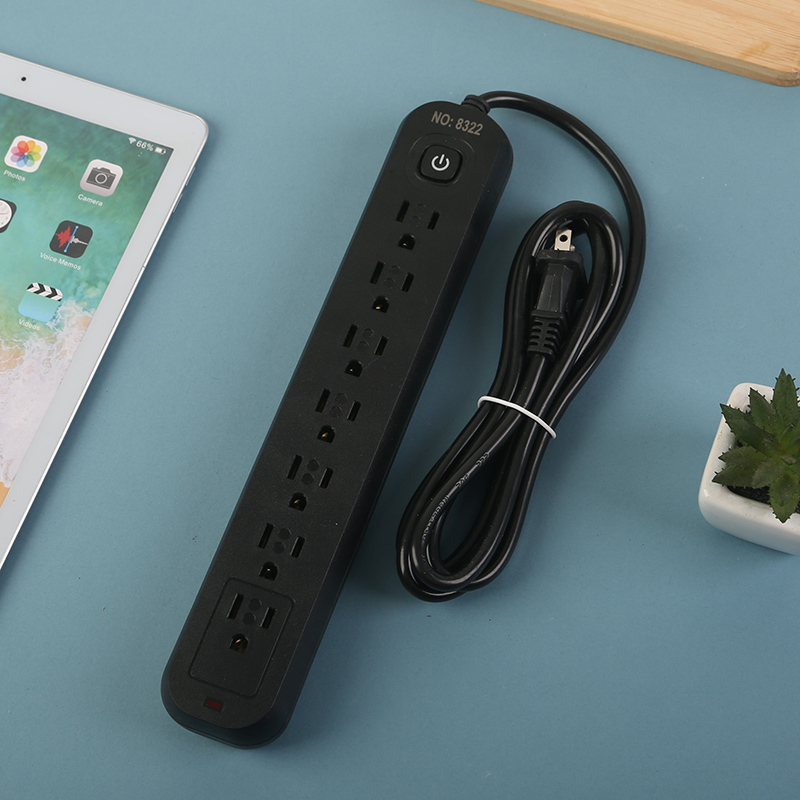 7-Outlet Power Strip with USB-C and USB 3