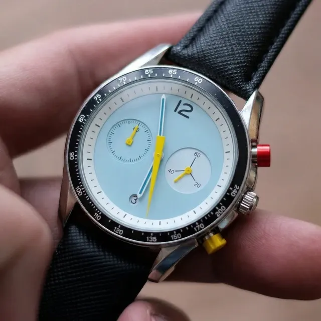 Minimalist Men's Quartz Watch, Waterproof 4