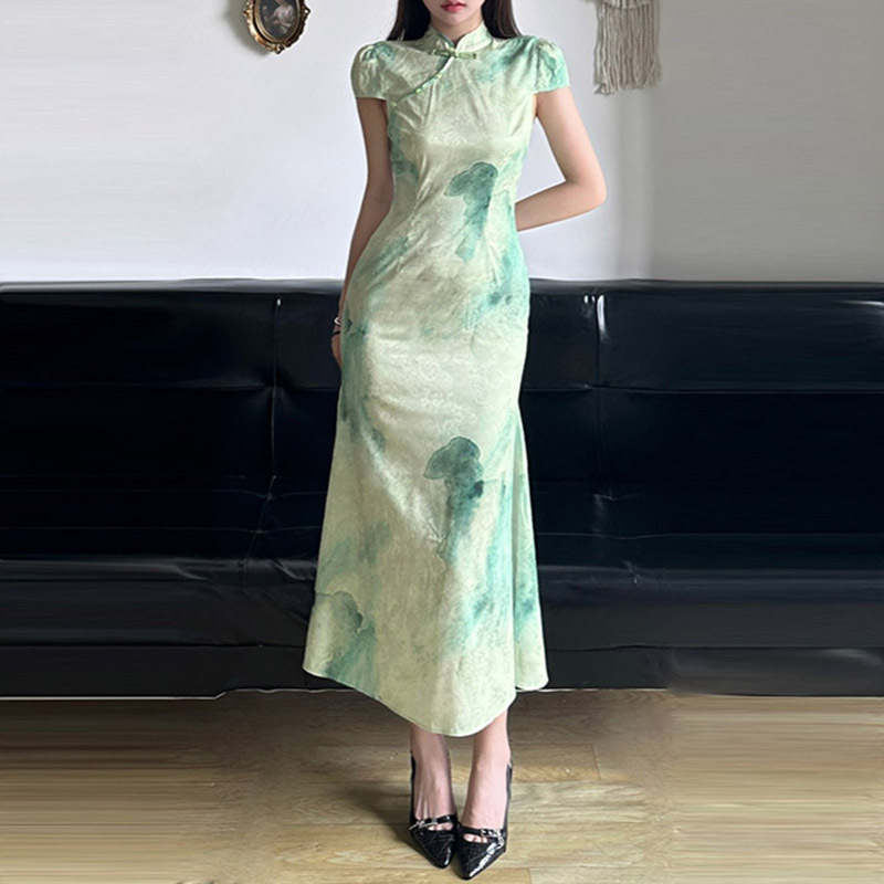 Slim-Fit Sheath Dress With Slit
