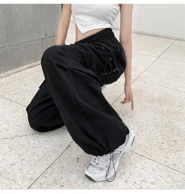 Women's Multi-Pocket Cargo Pants 4