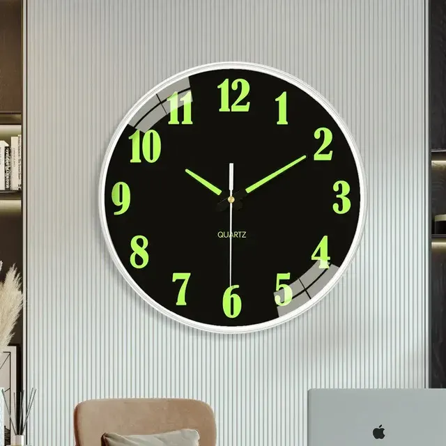Glow-in-the-Dark Wall Clock 2