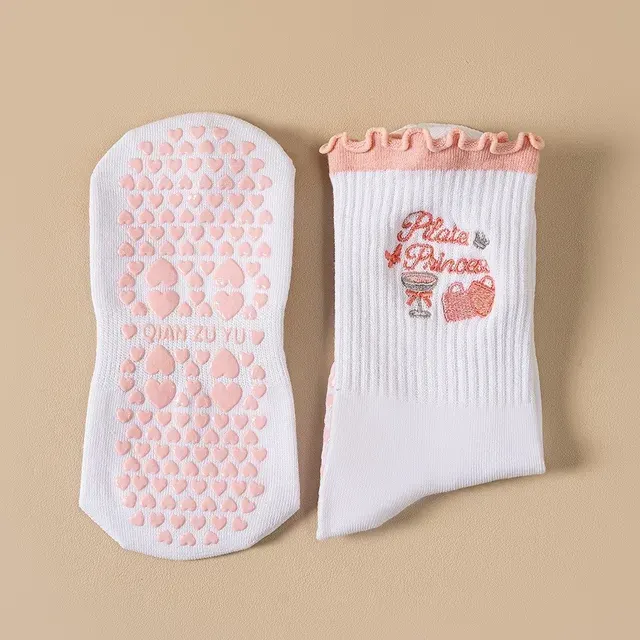 Pilates Socks 3