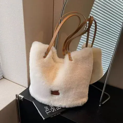 Leoparden-Schultertasche
