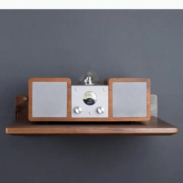 Wall-Mounted Wood Organizer 2
