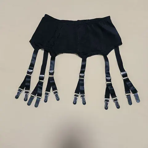 Strumpfhalter-Gürtel