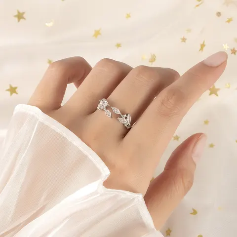 Cubic Zirconia Leaf Ring