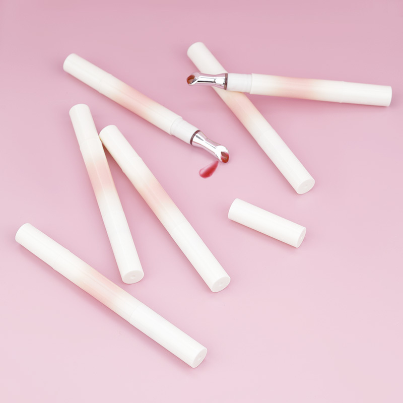 Vegan Metallic Lip Gloss with SPF 3