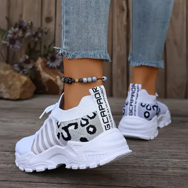 Women's Leopard Print Sneakers 3