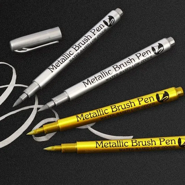 Metallic Paint Marker 4