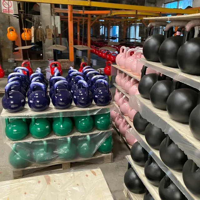 Colored Competition Kettlebell for Strength Training 2