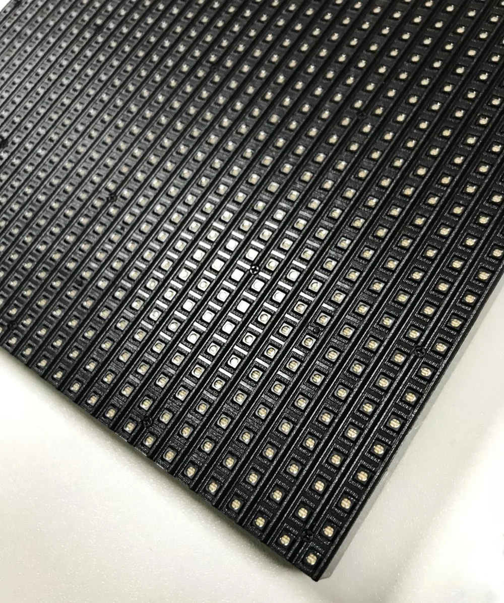 P5 64 x 32 Punkte LED-Anzeigemodul SMD-Pixel Indoor-LED-Anzeigemodul 4