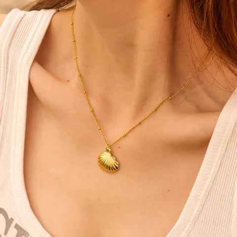 Special-interest Design Women's 18K Gold Stainless Steel Shell