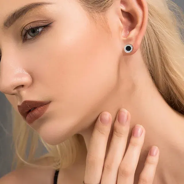 Dumbbell Earrings 4