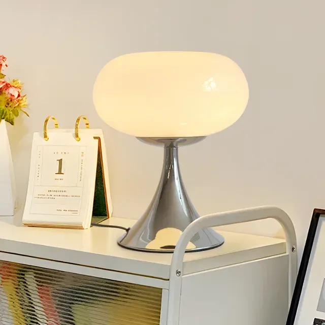 Bauhaus Glass LED Desk Lamp 4