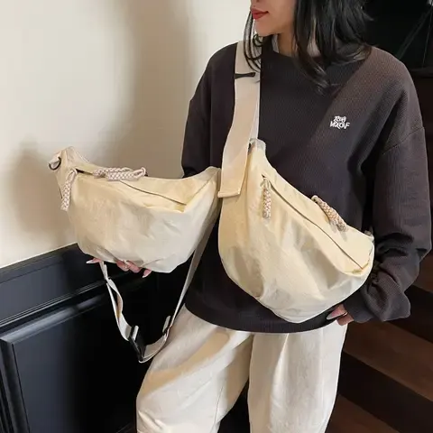 Durable Nylon Large Capacity Crossbody Bag