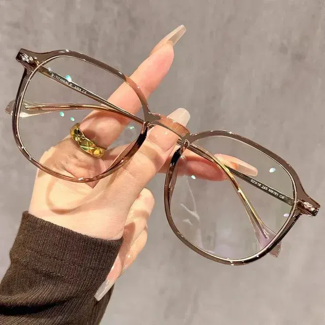Reading Glasses 2