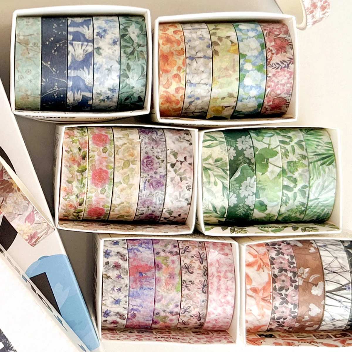 5 Rollen Romantisches Blumen-Handbuch-Klebeband in Box Niedliches DIY 2