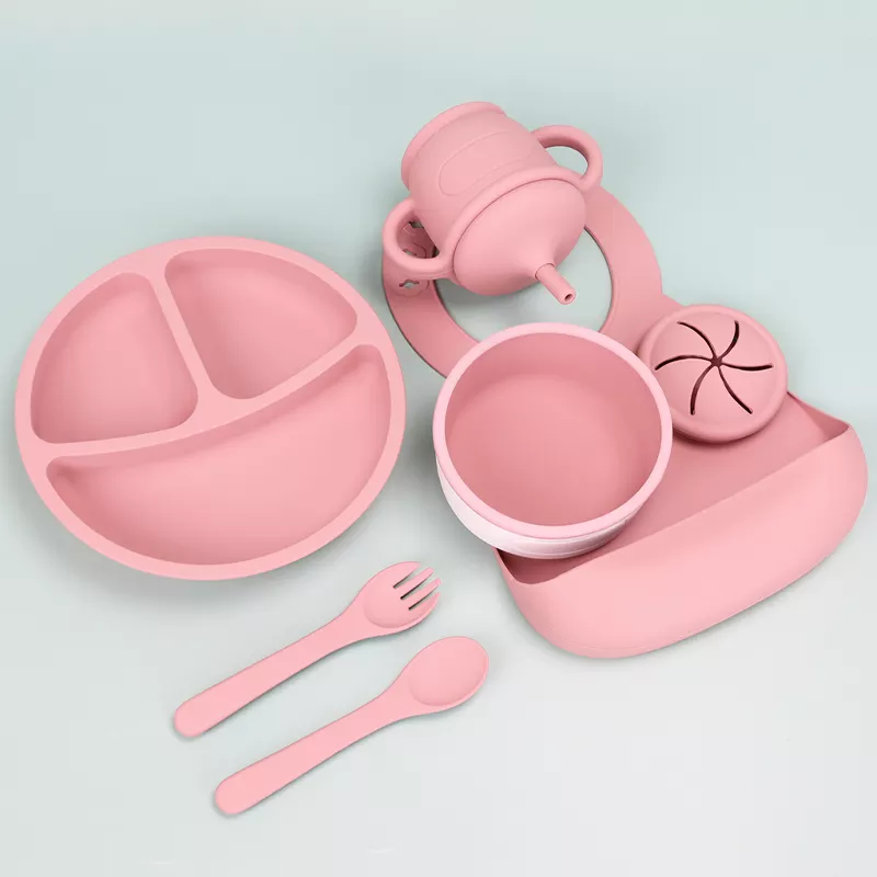 Silikon-Babygeschirr-Set mit Saugnapf und Lätzchen 3