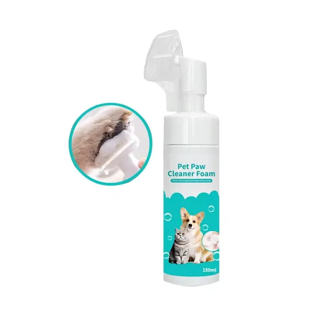 Dog Paw Cleansing Foam 2